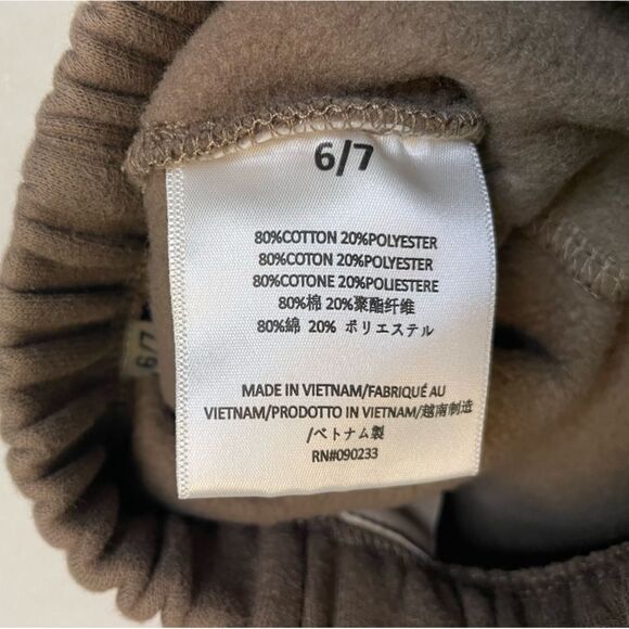 Fear Of God Essentials 1977 Sweat Shorts Kids Size 6-7 Brown - Picture 8 of 9